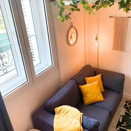 Le Sainte-croix - Centre - La Conciergerie.