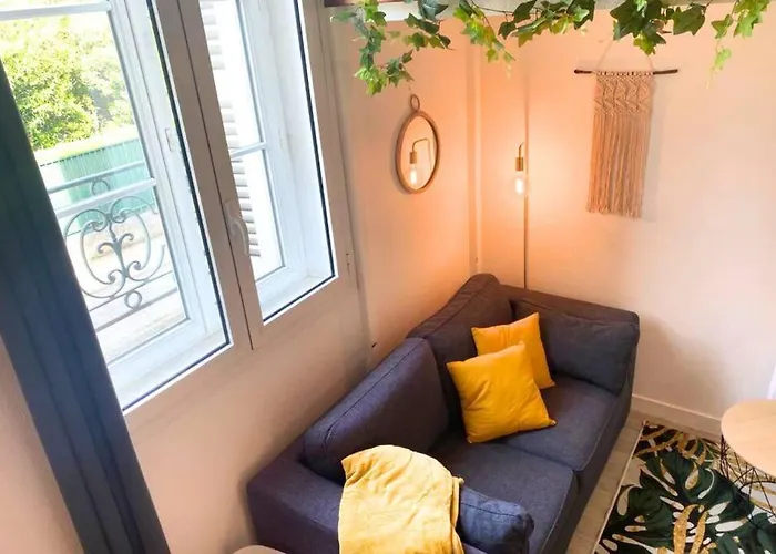 Le Sainte-croix - Centre - La Conciergerie.